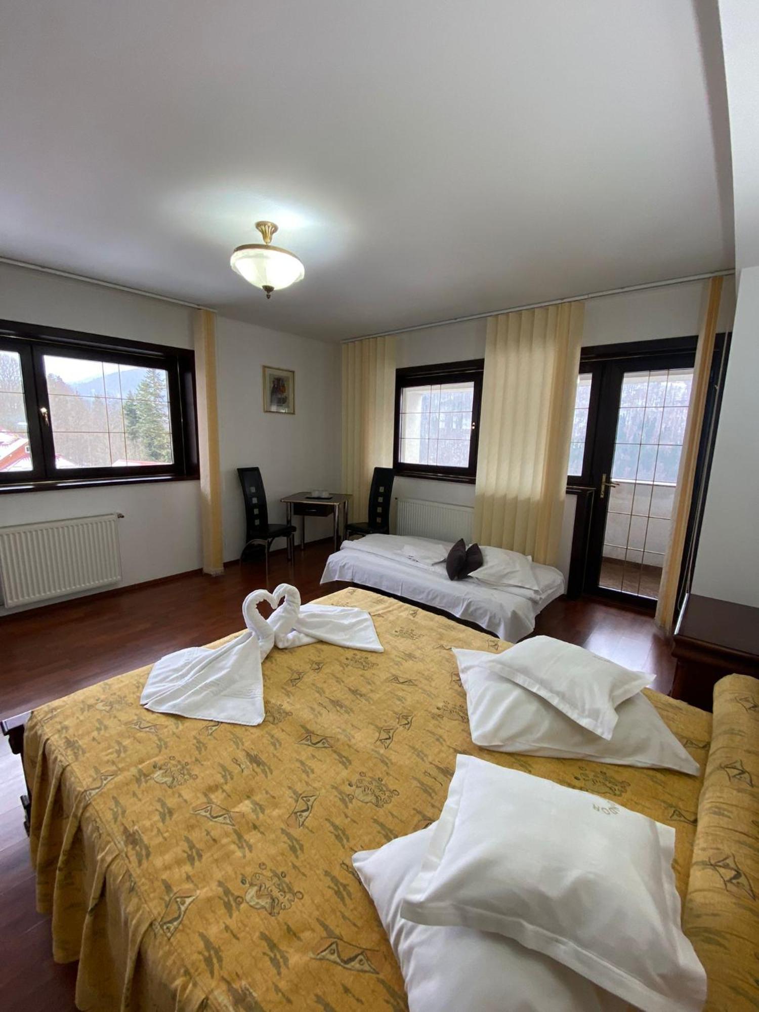Pensiunea Tv Condor Sinaia Quarto foto